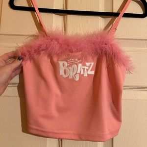 Bratz: On my pedestal marabou tank